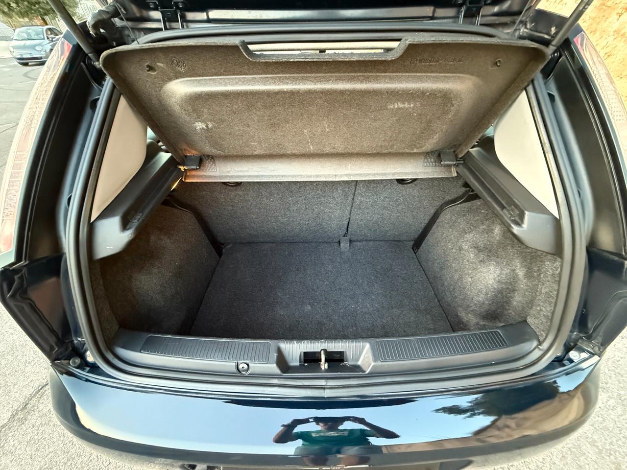 Fiat Punto LOUNGE/1.3 MJT 75 CV/SOLO 129000 KM
