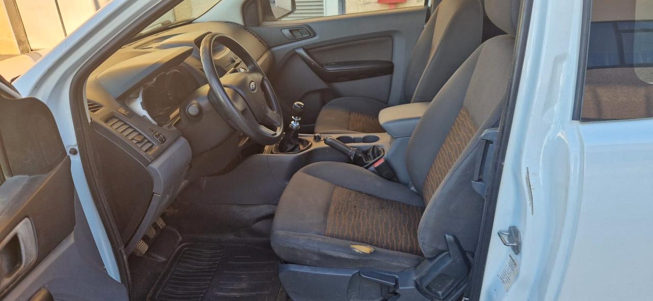 FORD RANGER 2,2 XLT 4 POSTI "problemi al motore"