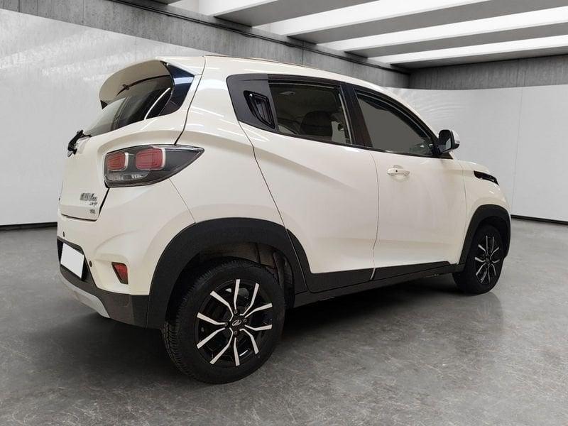 Mahindra KUV100 1.2 K8