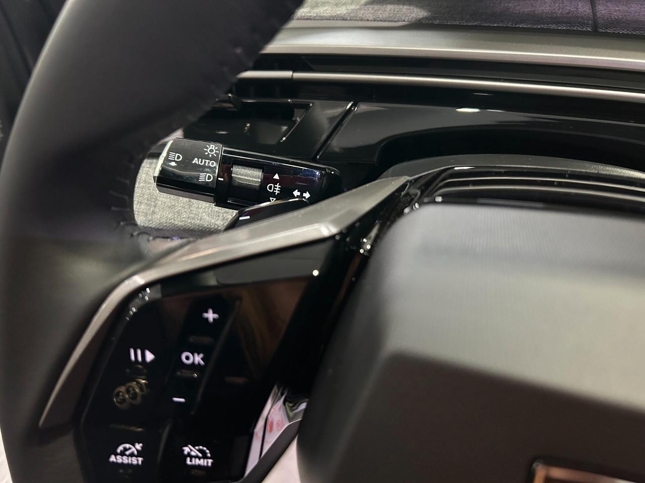 Peugeot 3008 1.2 hybrid 145cv e-dcs6 Automatica Allure ITALIANA