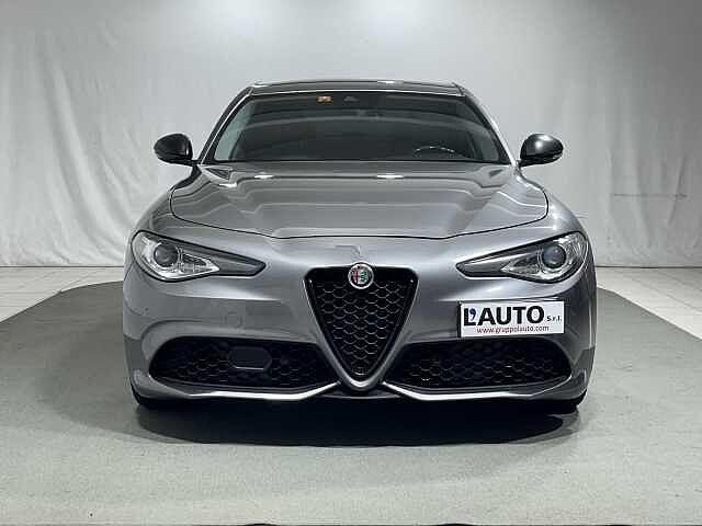 Alfa Romeo Giulia 2.2 Turbodiesel 210 CV AT8 AWD Q4 Veloce