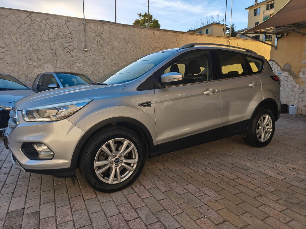 Ford Kuga 1.5 TDCI 120 CV S&S 2WD Plus