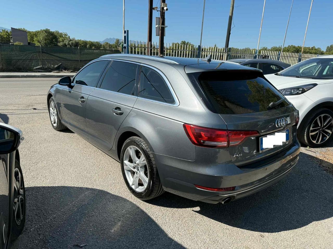 Audi A4 Avant 2.0 TDI 122 CV - 2018