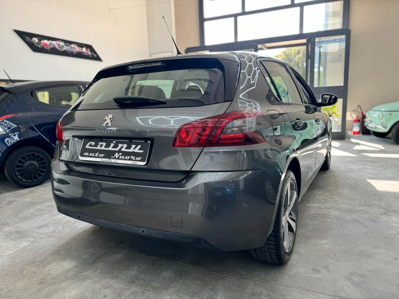 Peugeot 308 BlueHDi 100 S&S Active