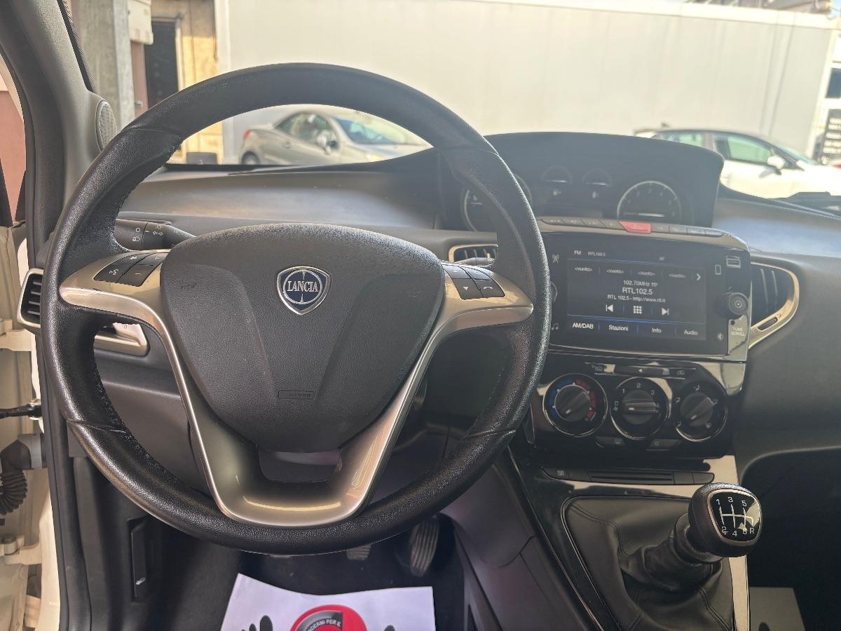 LANCIA - Ypsilon - 1.0 FireFly 5p.S&S Hybryd Gold