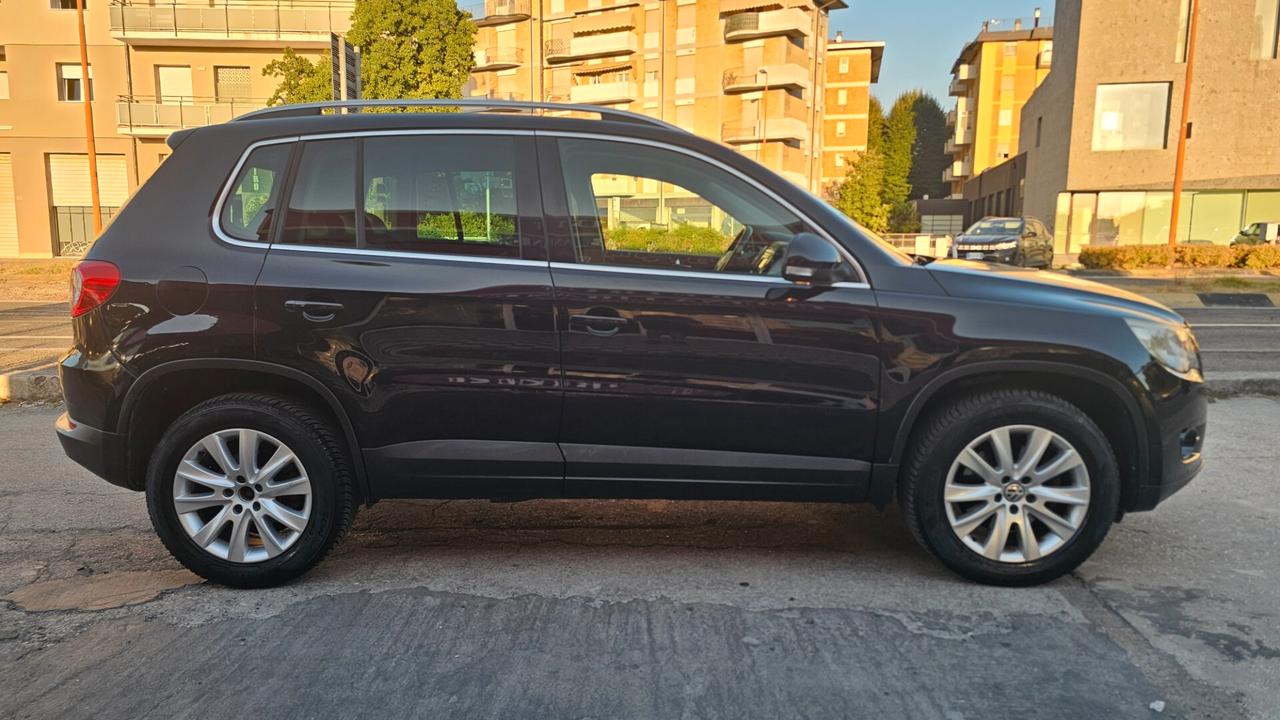Volkswagen Tiguan 2.0 TDI DPF 4MOTION Sport & Style