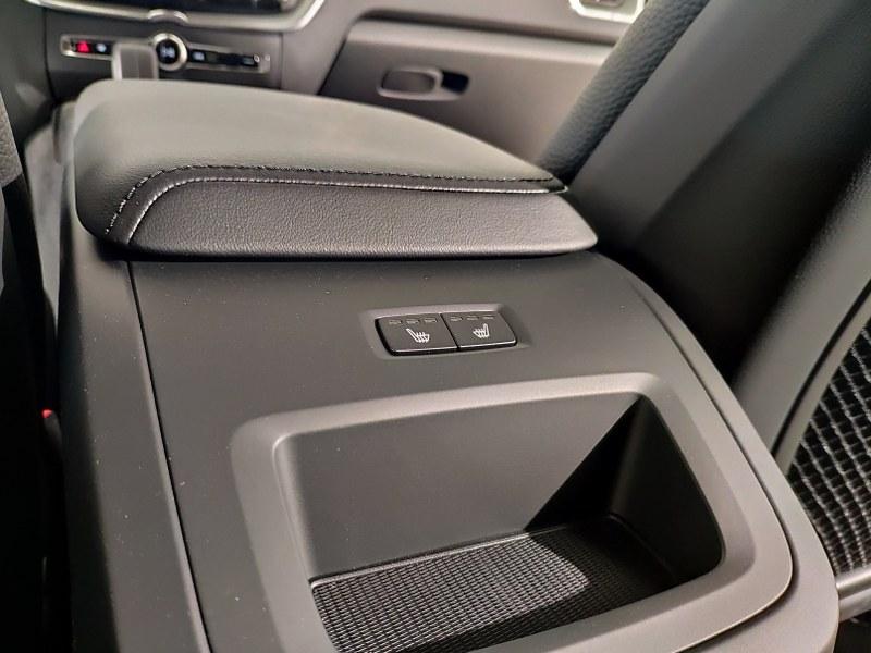 VOLVO Xc60 B4 Mild Hybrid (D) Awd Automatico Plus Dark