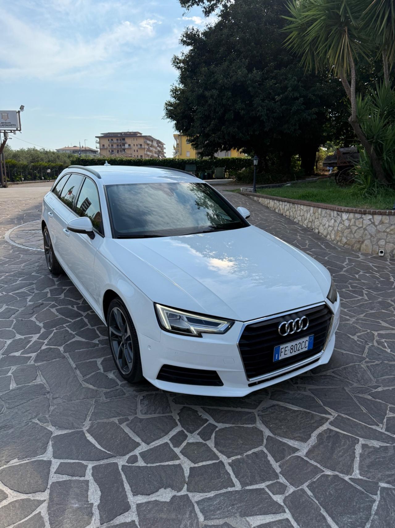 Audi A4 Avant 2.0 TDI 150 CV ultra Business Sport