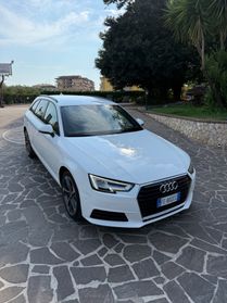 Audi A4 Avant 2.0 TDI 150 CV ultra Business Sport