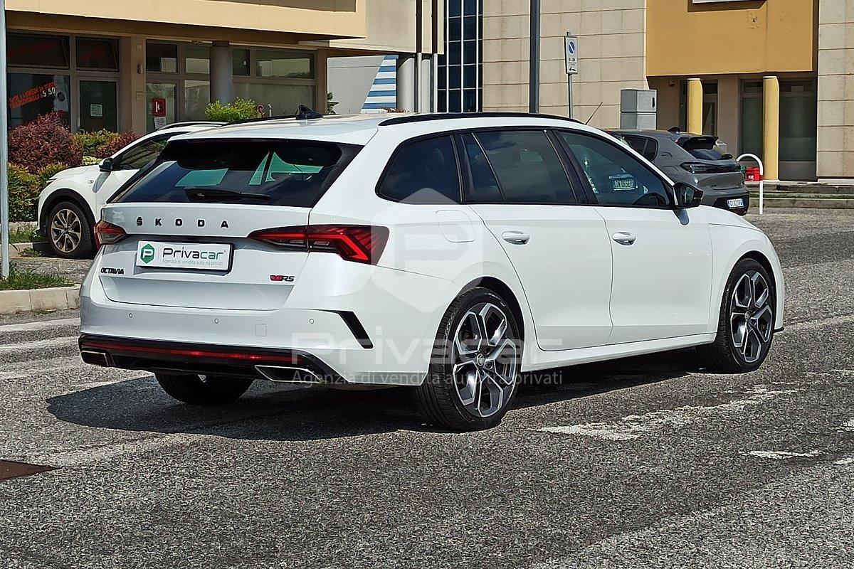 SKODA Octavia 2.0 TDI EVO SCR 200 CV DSG 4x4 Wagon RS