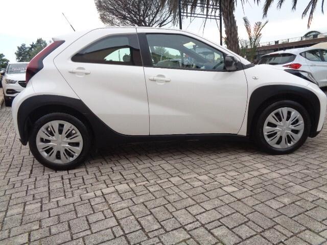 Toyota Aygo X 1.0 VVT-i 72 CV 5 porte Active NESSUN VINCOLO DI FINANZIAMENTO