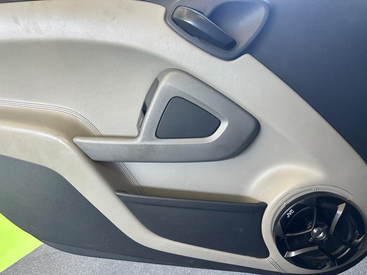 Smart ForTwo 1000 52 kW MHD NAVI-PELLE