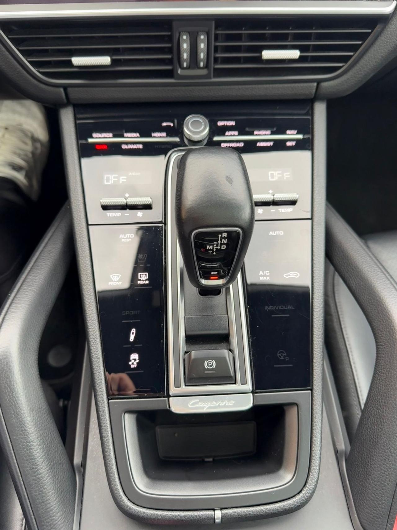 Porsche Cayenne 3.0 V6