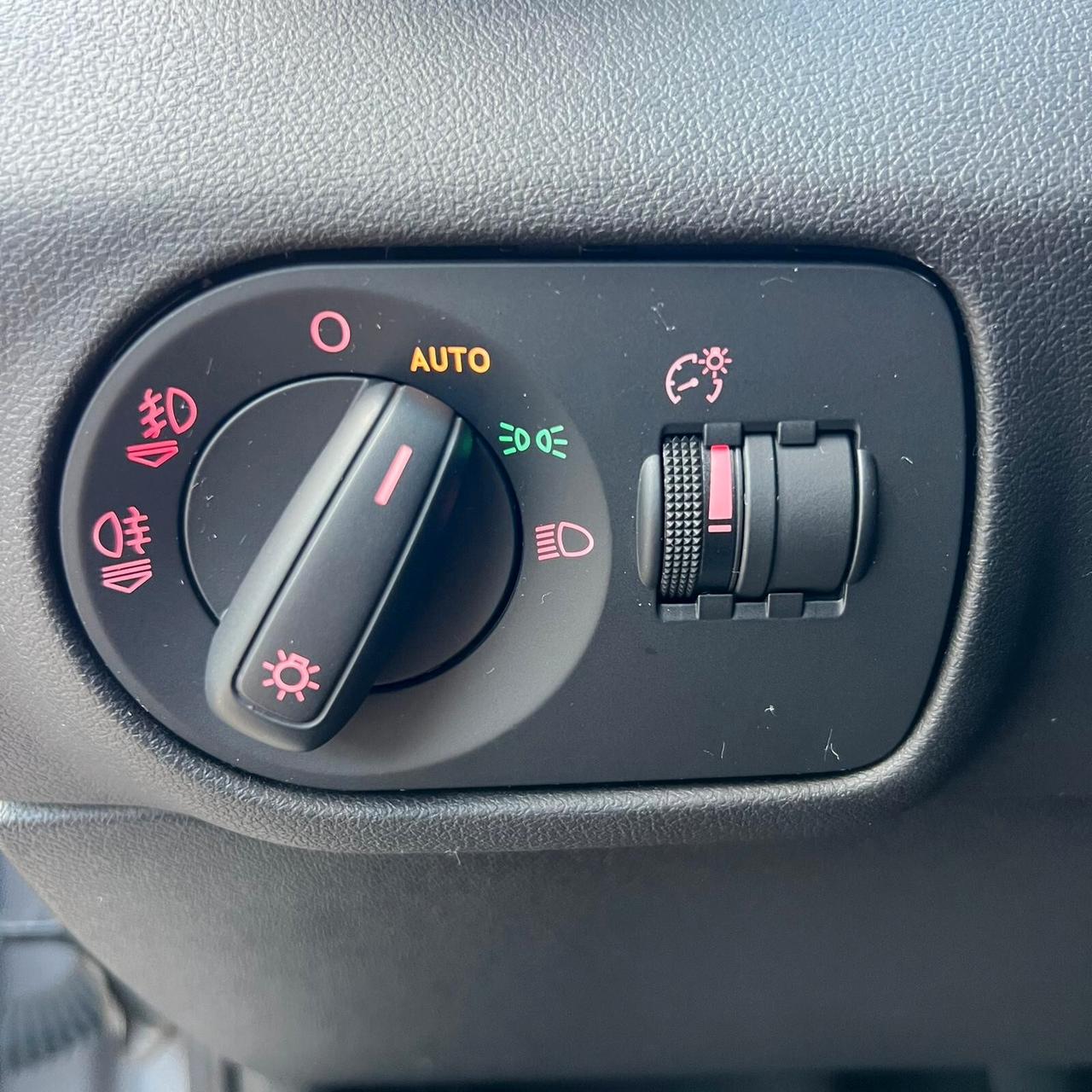 Audi A1 SPORTBACK 1.4 TDI 90CV ULTRA NAVI/SENSORI/MATRIX