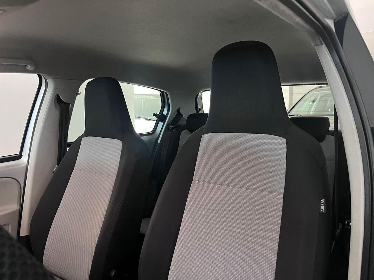 Seat Mii 1.0 BENZINA AUTOMATICA ANNO 2011