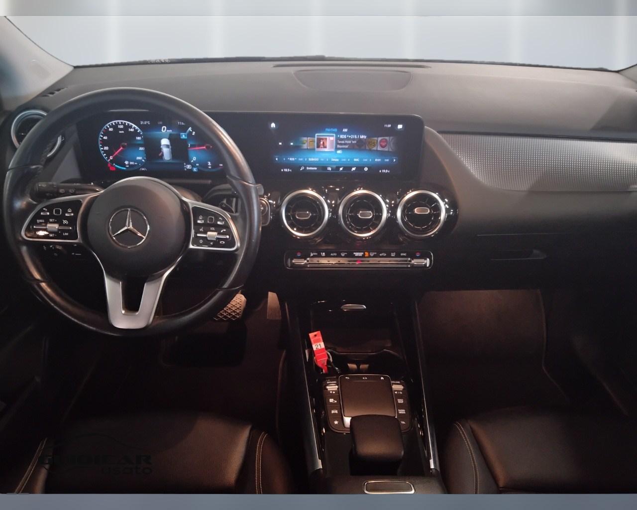 Mercedes-Benz Classe B - W247 2018 - B 200 d Sport Plus auto