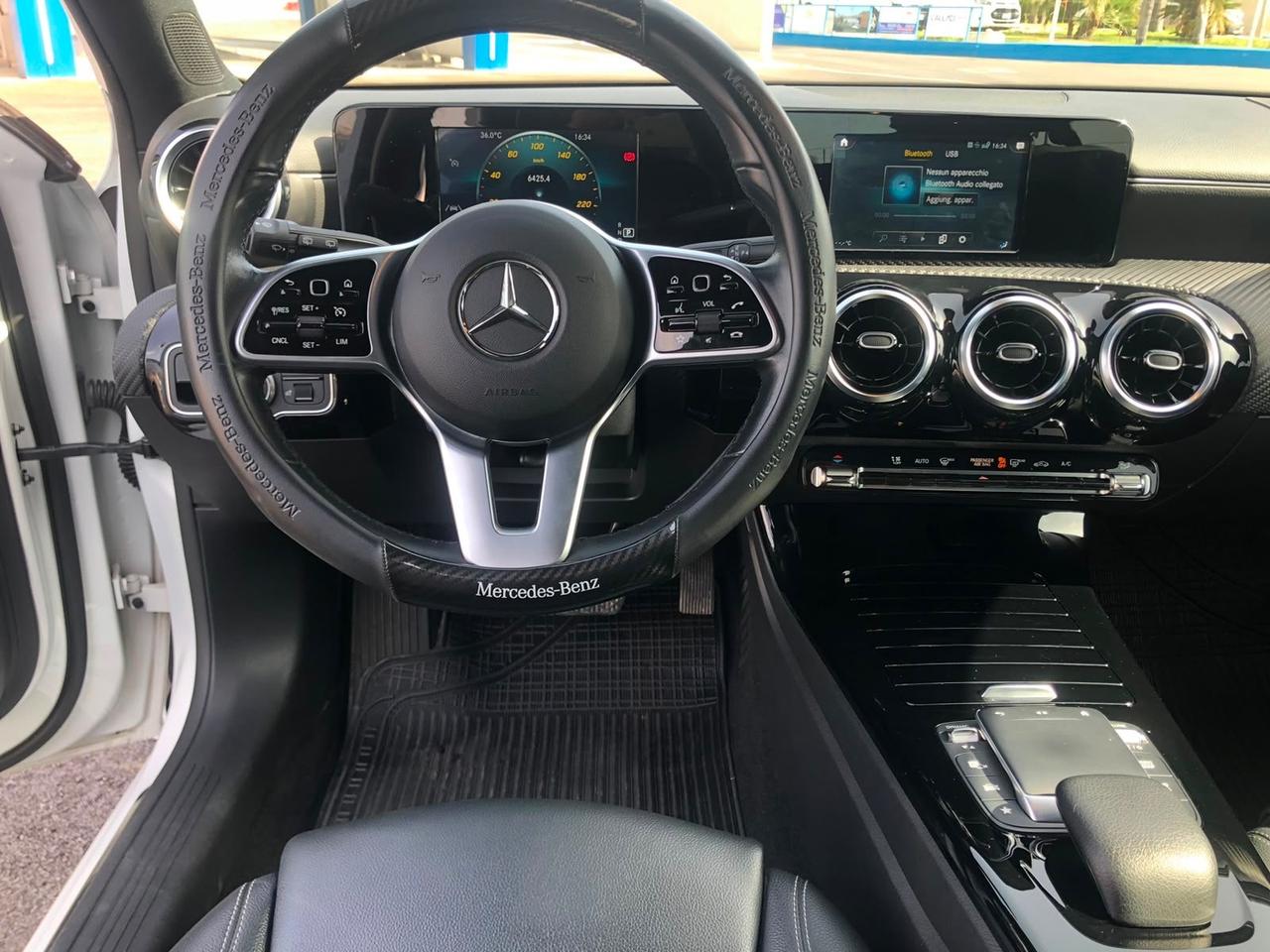 Mercedes-benz A 180 d Automatic Premium