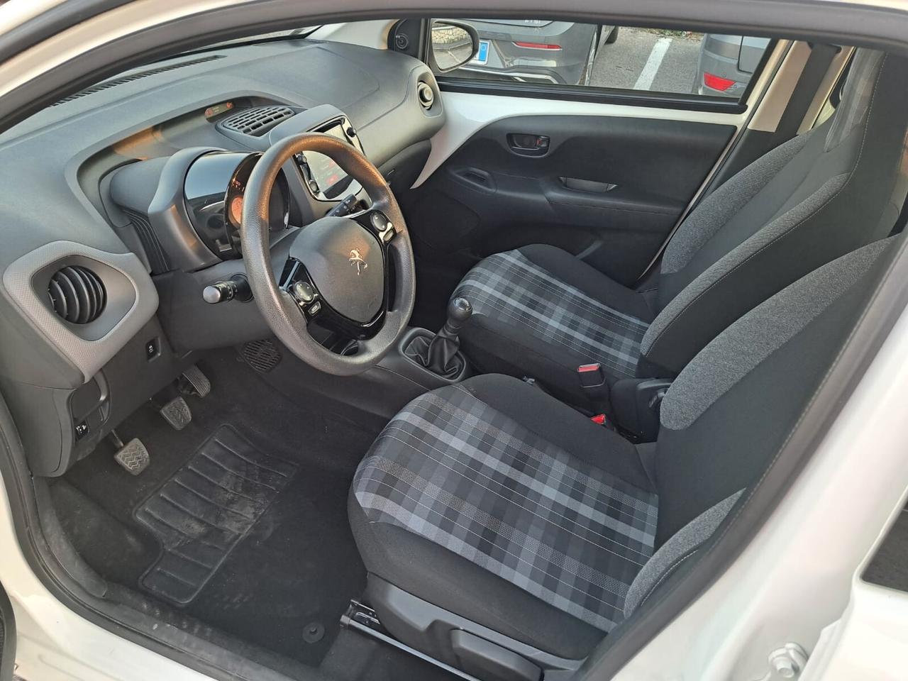 Peugeot 108 VTi 72 5 porte Active