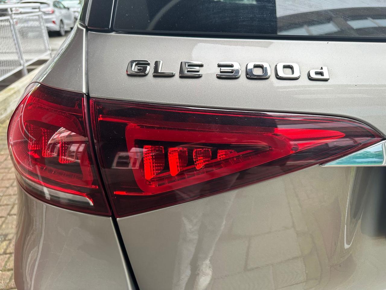 Mercedes-Benz GLE 300 D Premium Plus