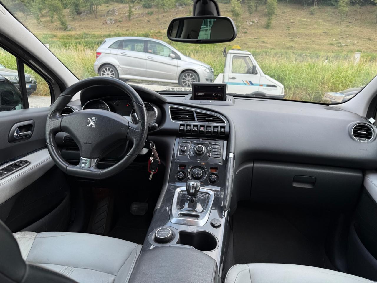 Peugeot 3008 HYbrid4