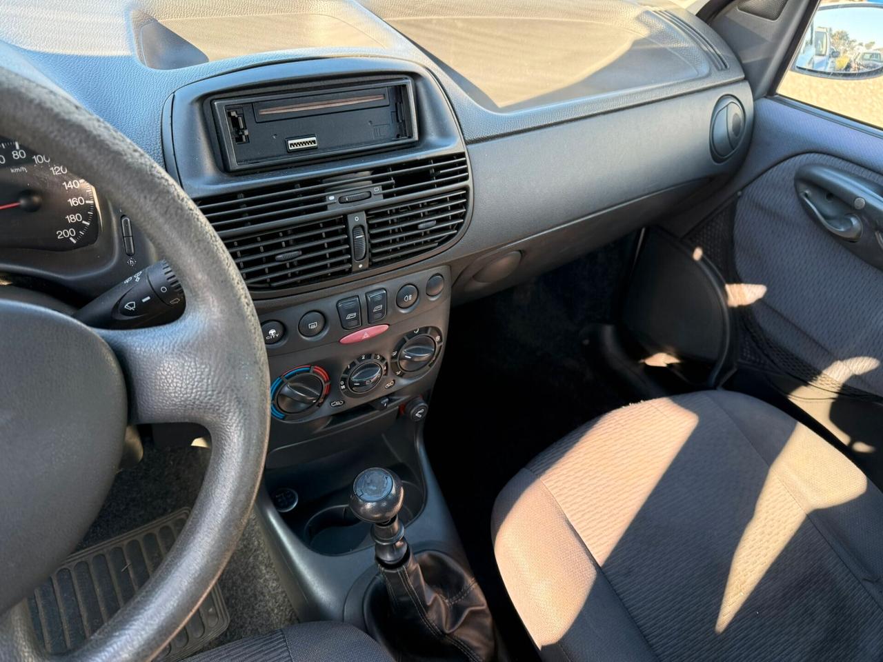 Fiat Punto 1.2i 16V cat 5 porte ELX