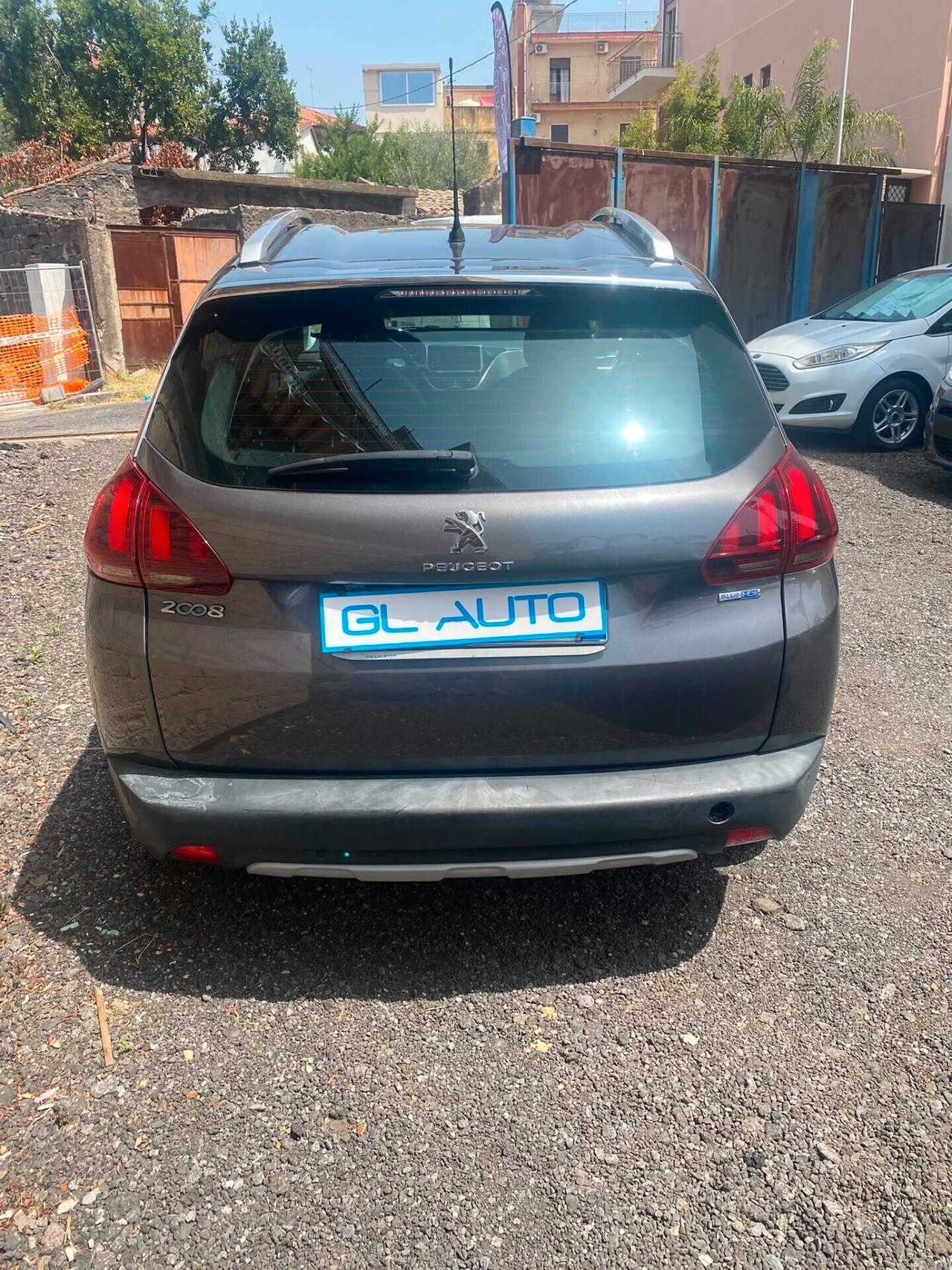 Peugeot 2008 BlueHDi 100 S&S Allure