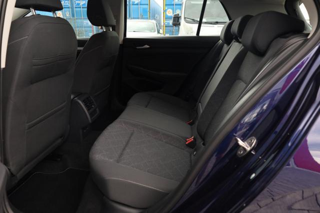 VOLKSWAGEN Golf 1.0 eTSI EVO DSG Life