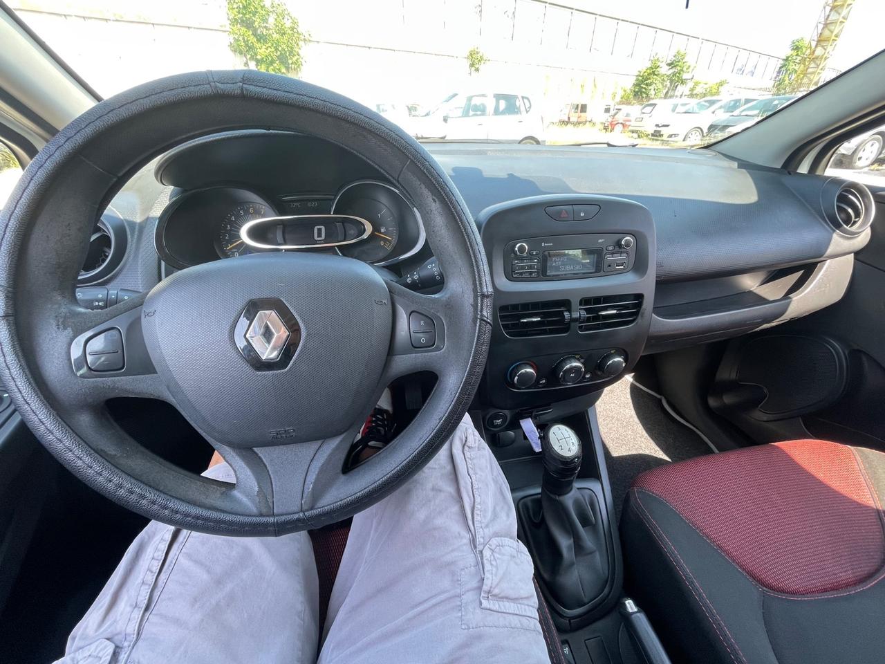 Renault Clio 1.2 75CV 5 porte Wave GARANZIA