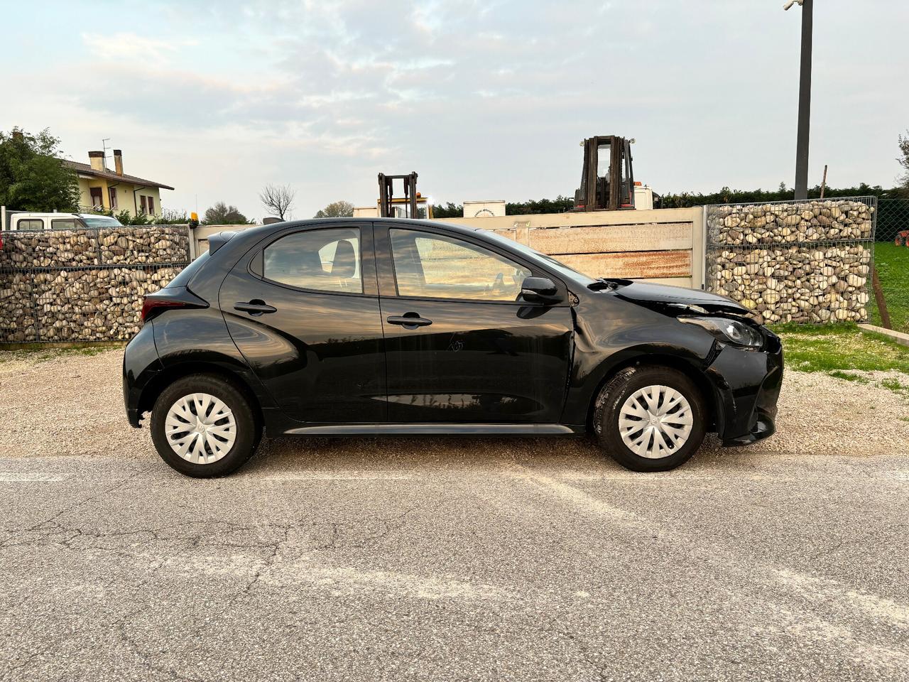 Toyota Yaris 1.5 Hybrid 5 porte Active