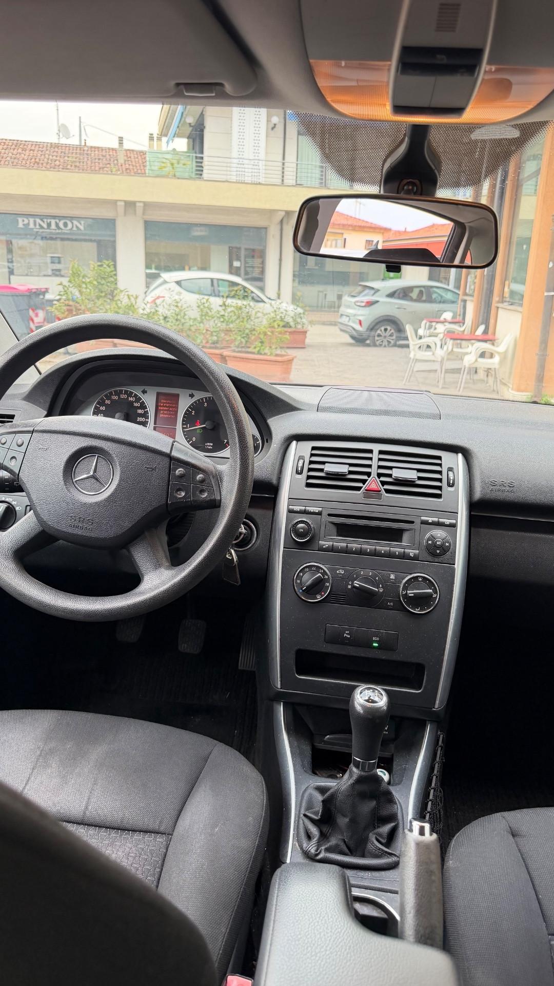 Mercedes-benz B 180 BlueEFFICIENCY Sport