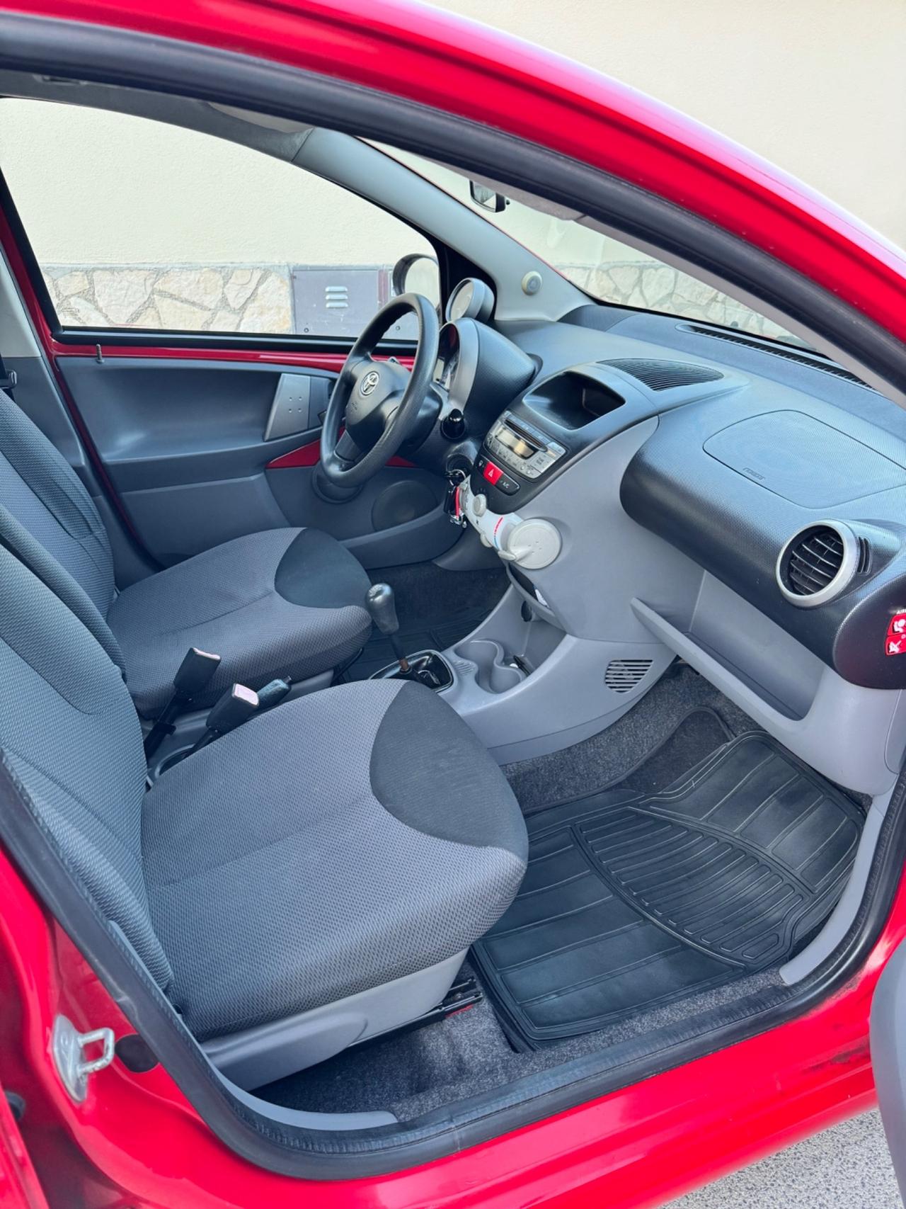 TOYOTA AYGO 1.0 BENZINA 2009