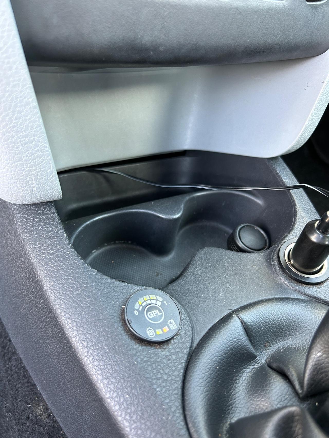 Dacia Sandero 1.2 GPL 75CV-2013/CLIMA