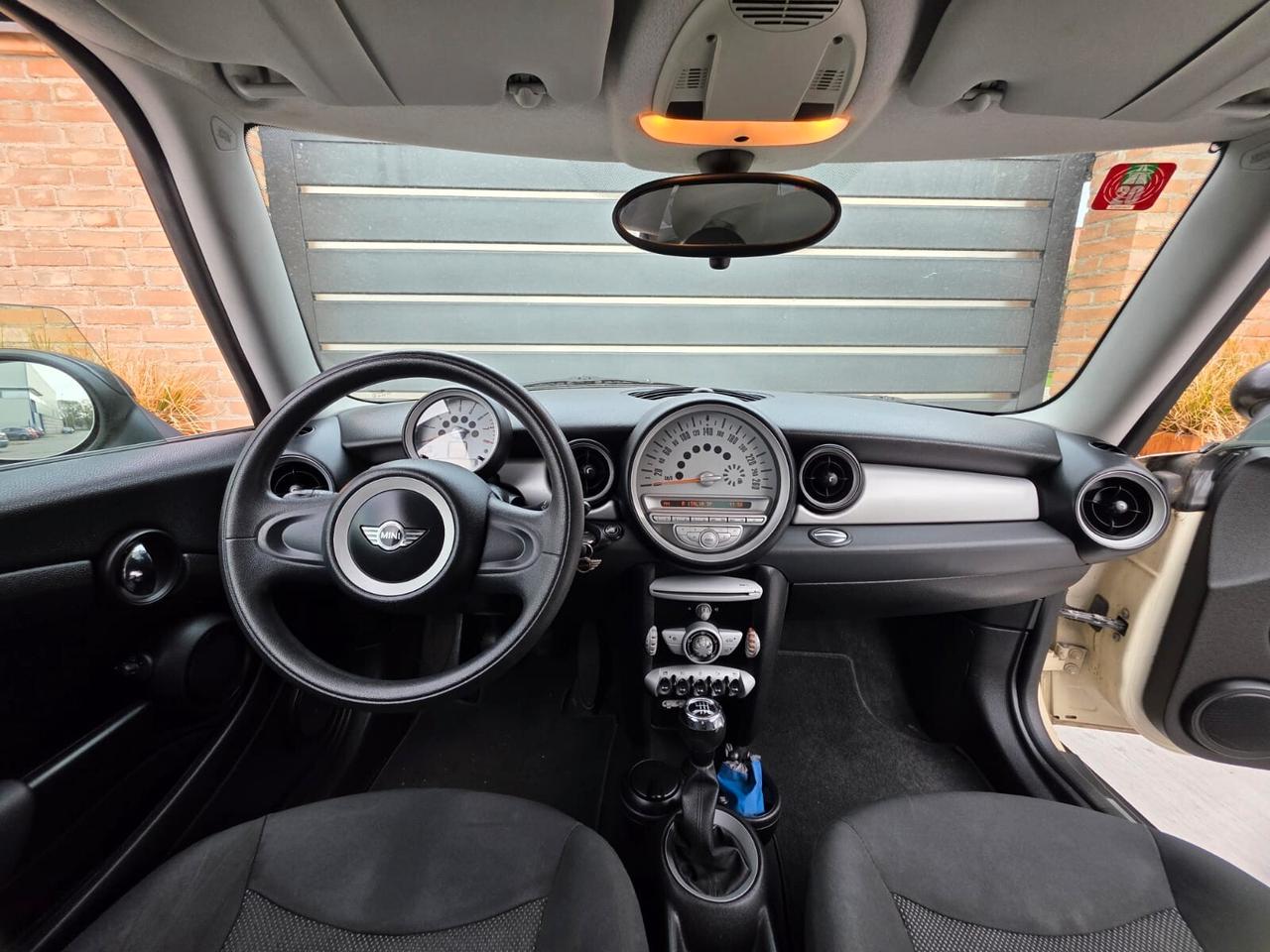 Mini Cooper 1.4 benzina GPL 2011 NEOP