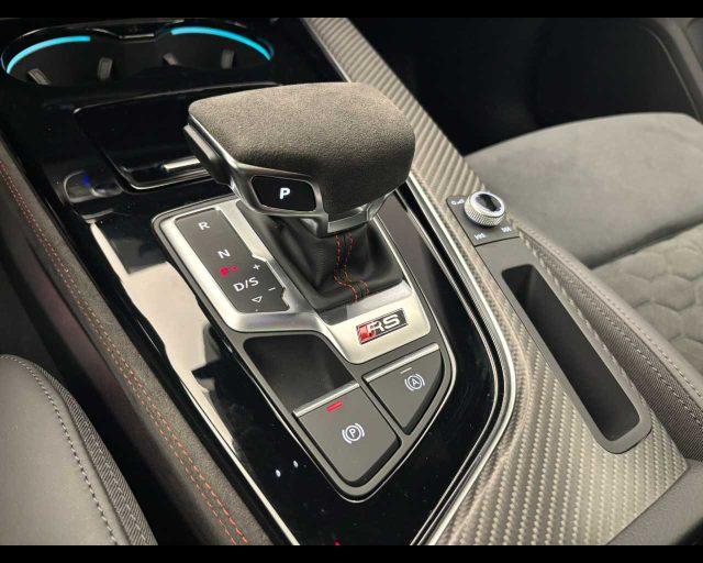 AUDI RS 4 Avant