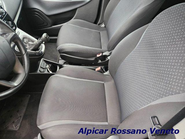 LANCIA Ypsilon 1.2 69 CV 5 porte GPL Ecochic Gold