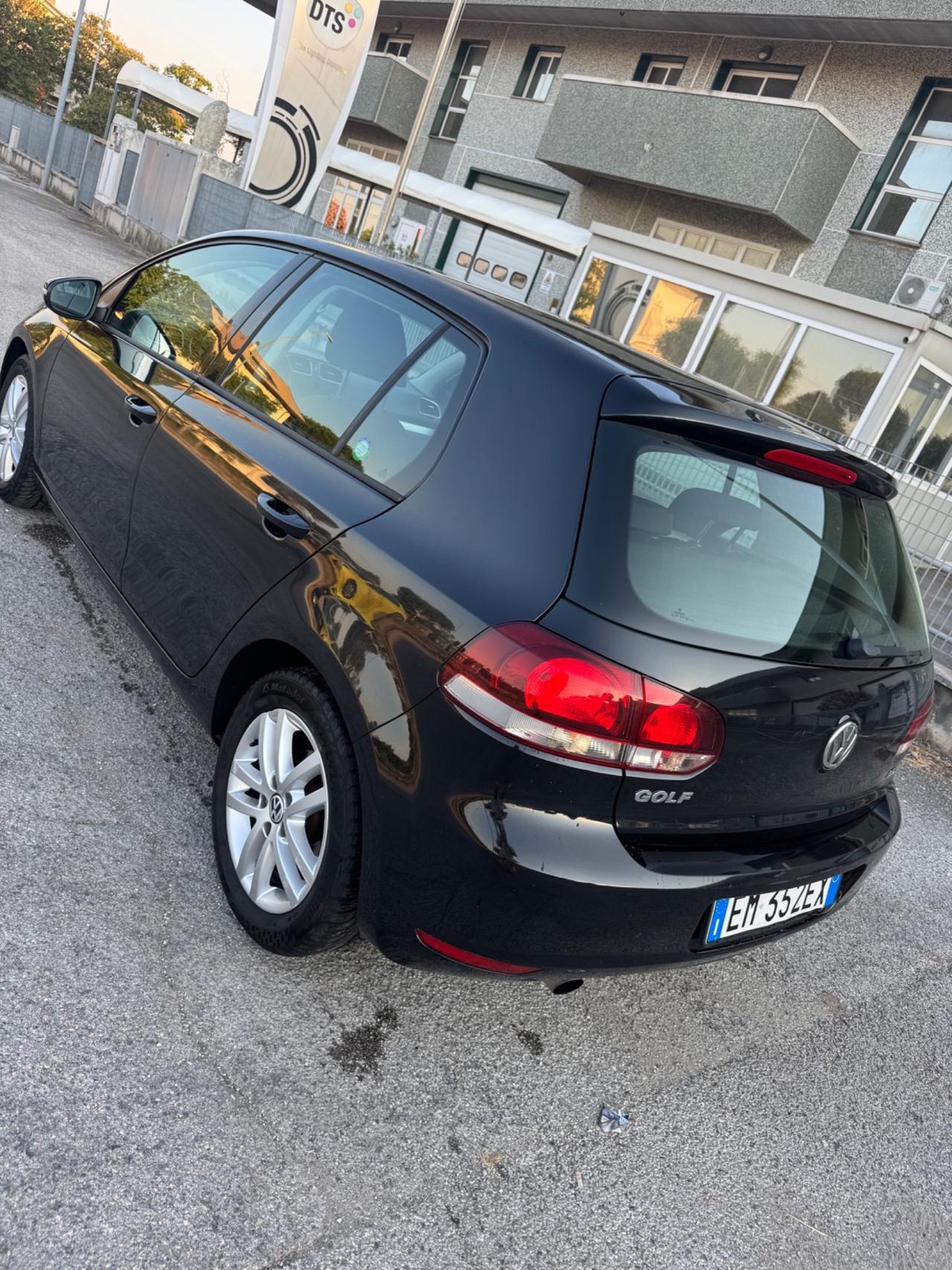 Volkswagen Golf 1.6 TDI DPF 5p. Highline