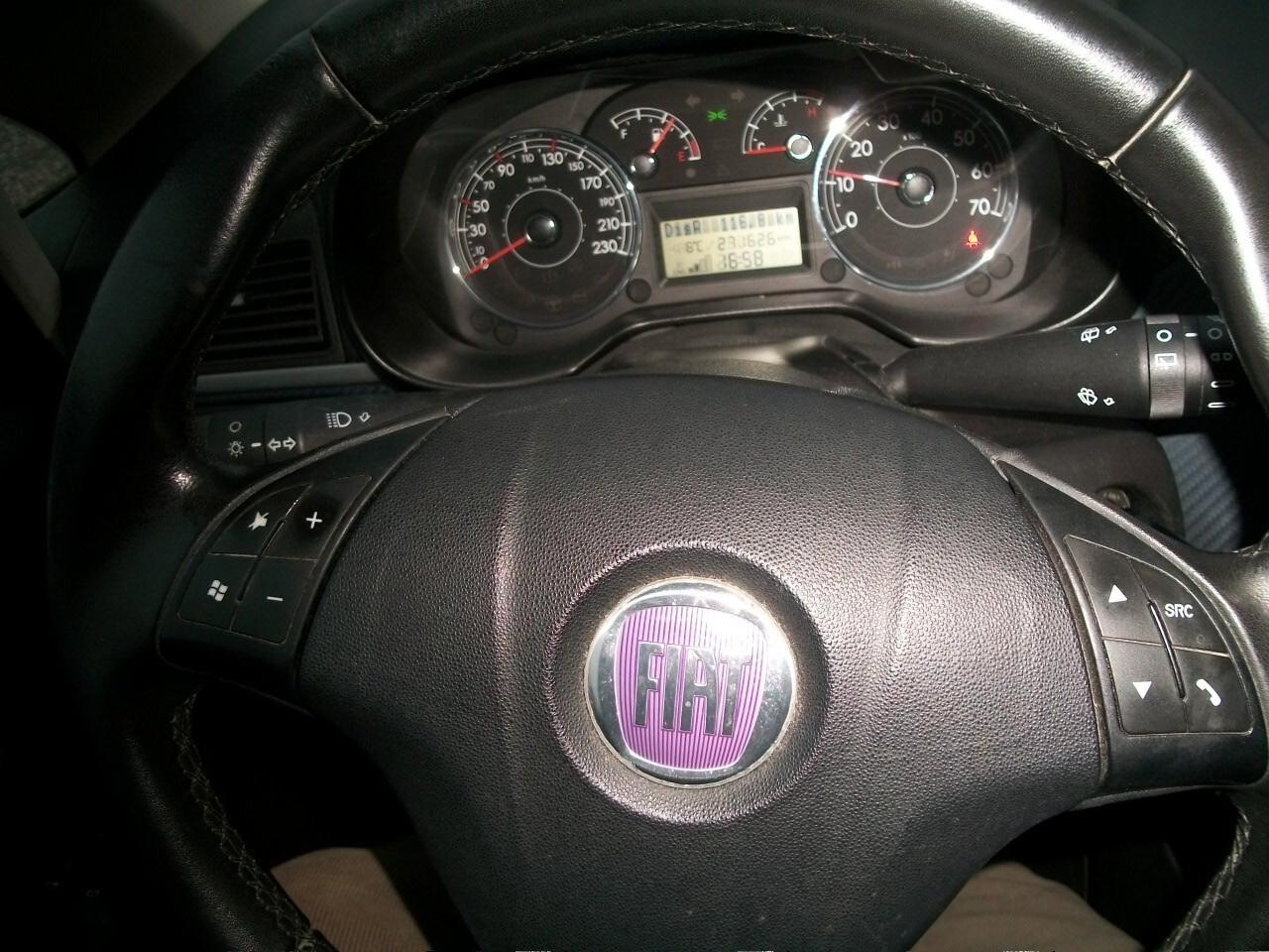 Fiat Grande Punto 1.4 5 porte Active Natural Power NATA A METANO DALLA FIAT,, IL METANO SCADE 30/02/2029 GARANZIA UN ANNO SI NEOPATENTATI REVISIONE SCADE 30/04/2027