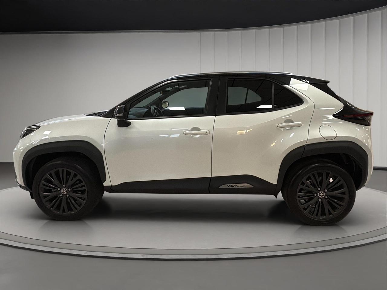 Toyota Yaris Cross 1.5h Adventure fwd 116cv e-cvt