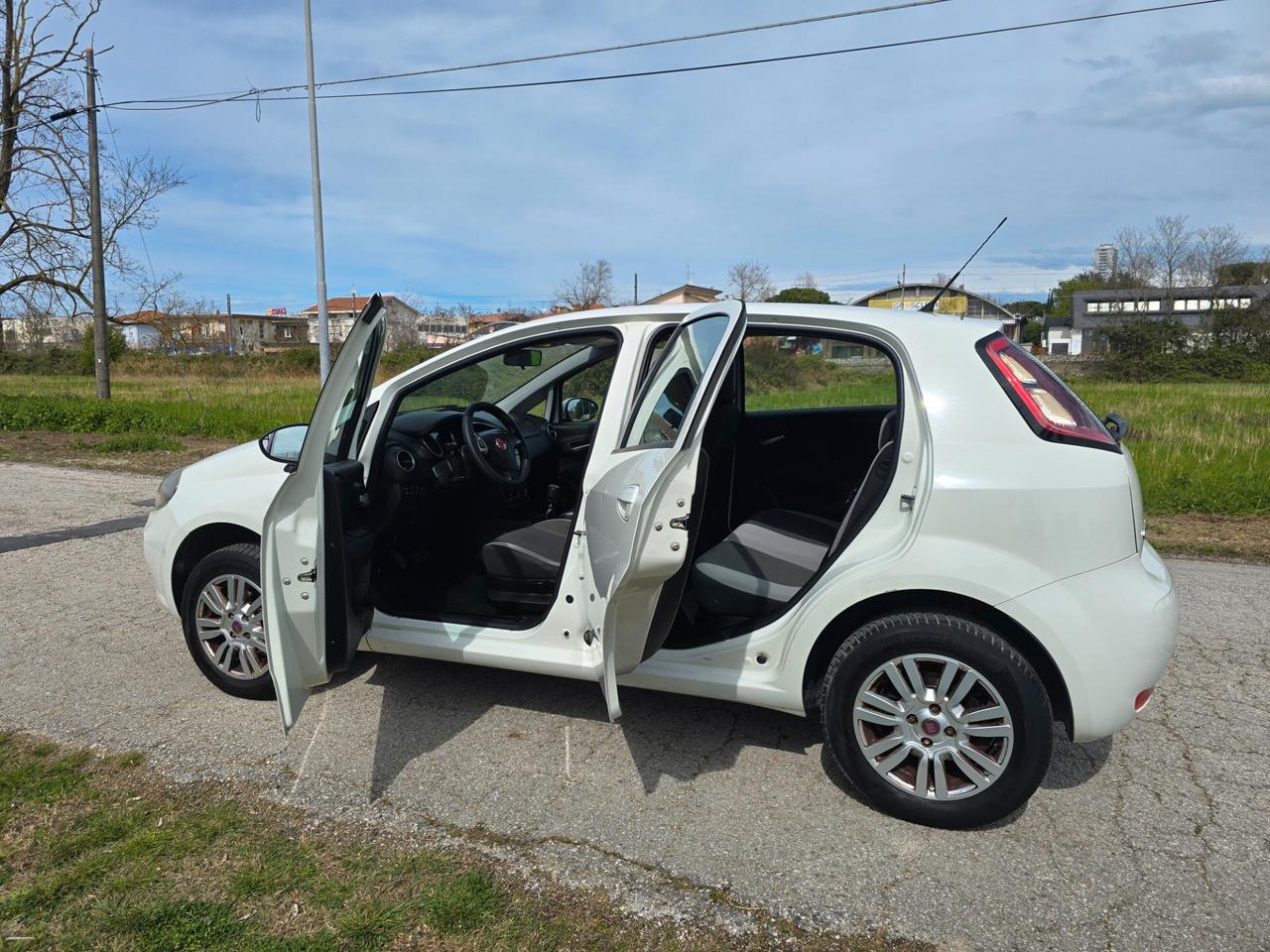 Fiat Punto EVO 1.4 Natur Powver con GARANZIA-NEOPATENTATI