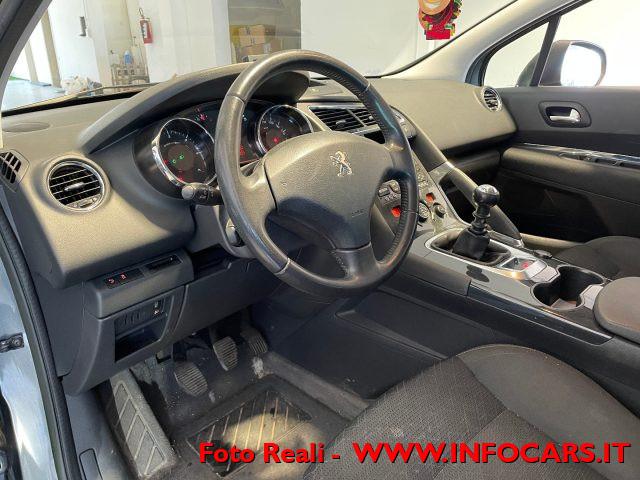PEUGEOT 3008 1.6 HDi 115CV Active