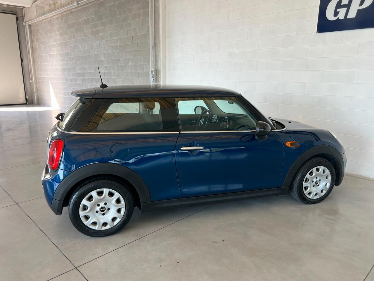 Mini 1.2 One 75 CV 3 porte km 51.459 ok neopatentati