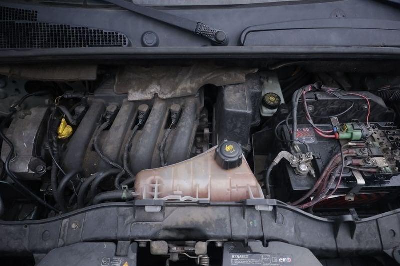 Renault Kangoo Renault Kangoo 1.6 105CV 4p. Express Gran Confort Unicoproprietario BENZINA/GPL