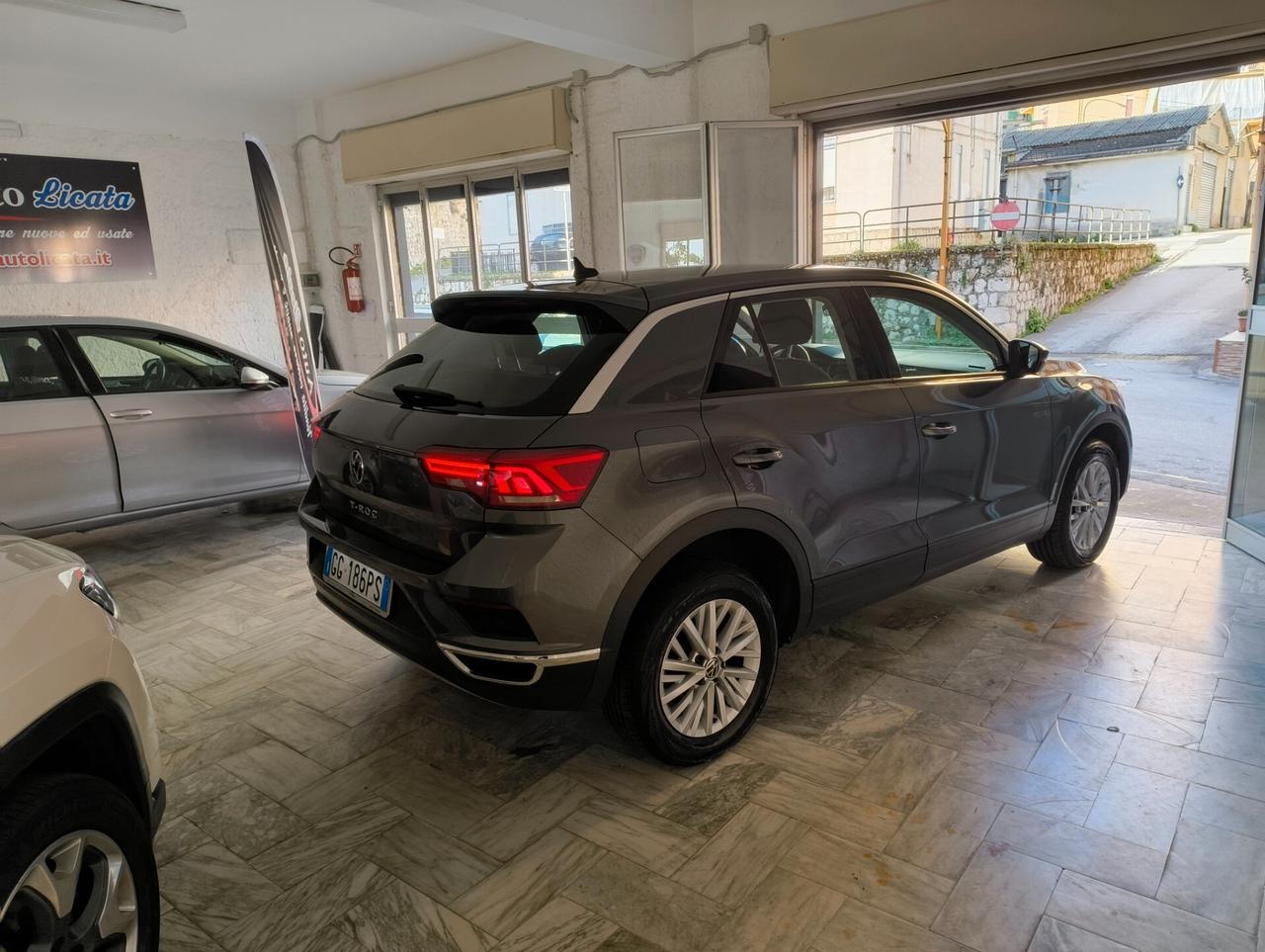 Volkswagen T-Roc 2.0 TDI SCR Business BlueMotion Technology
