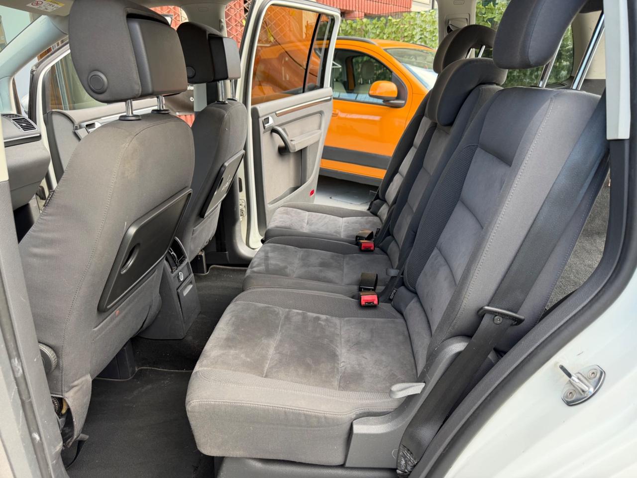 Volkswagen Touran 2.0 TDI 140 CV DSG Highline