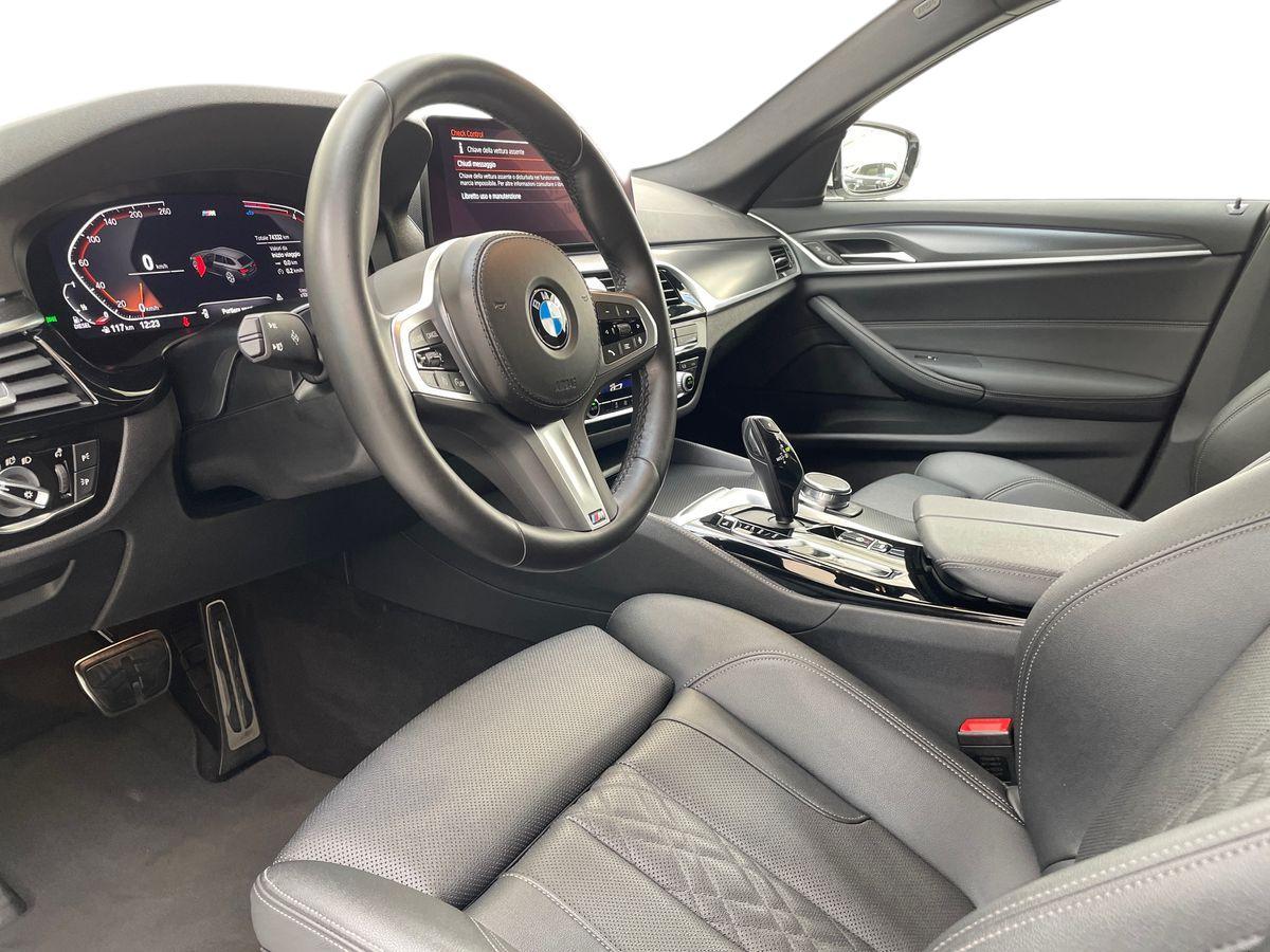 BMW Serie 5 G31 2020 Touring LCI - 520d Touring mhev 48V xdrive Msport auto