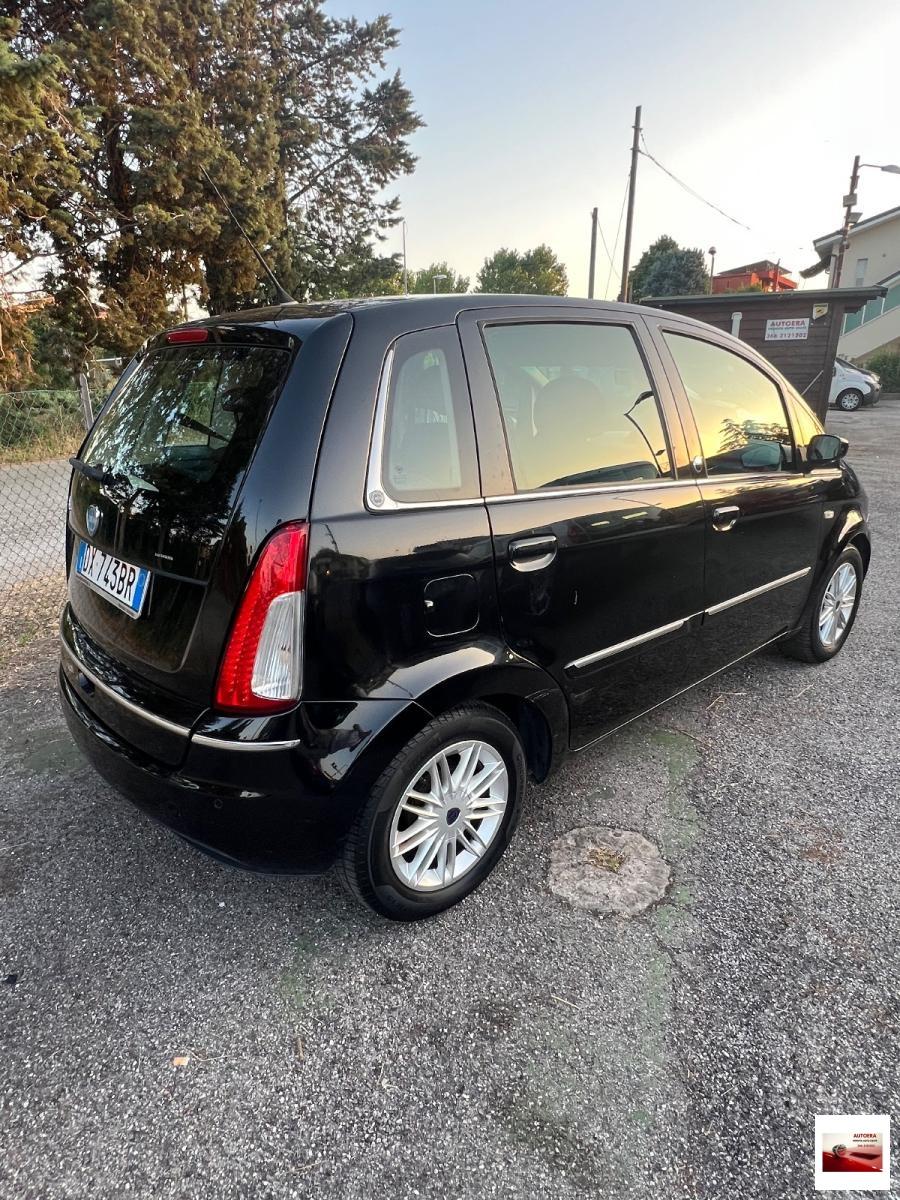 LANCIA - Musa - 1.4 Platino Ecochic GPL