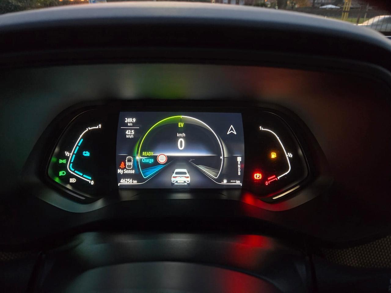 Renault Arkana 1.6 Full Hybrid E-Tech 145 CV Intens