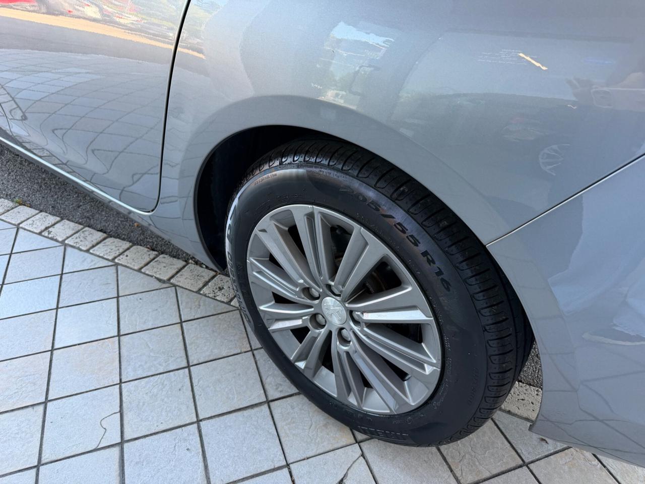 Peugeot 308 1.5 Diesel Neopatentati