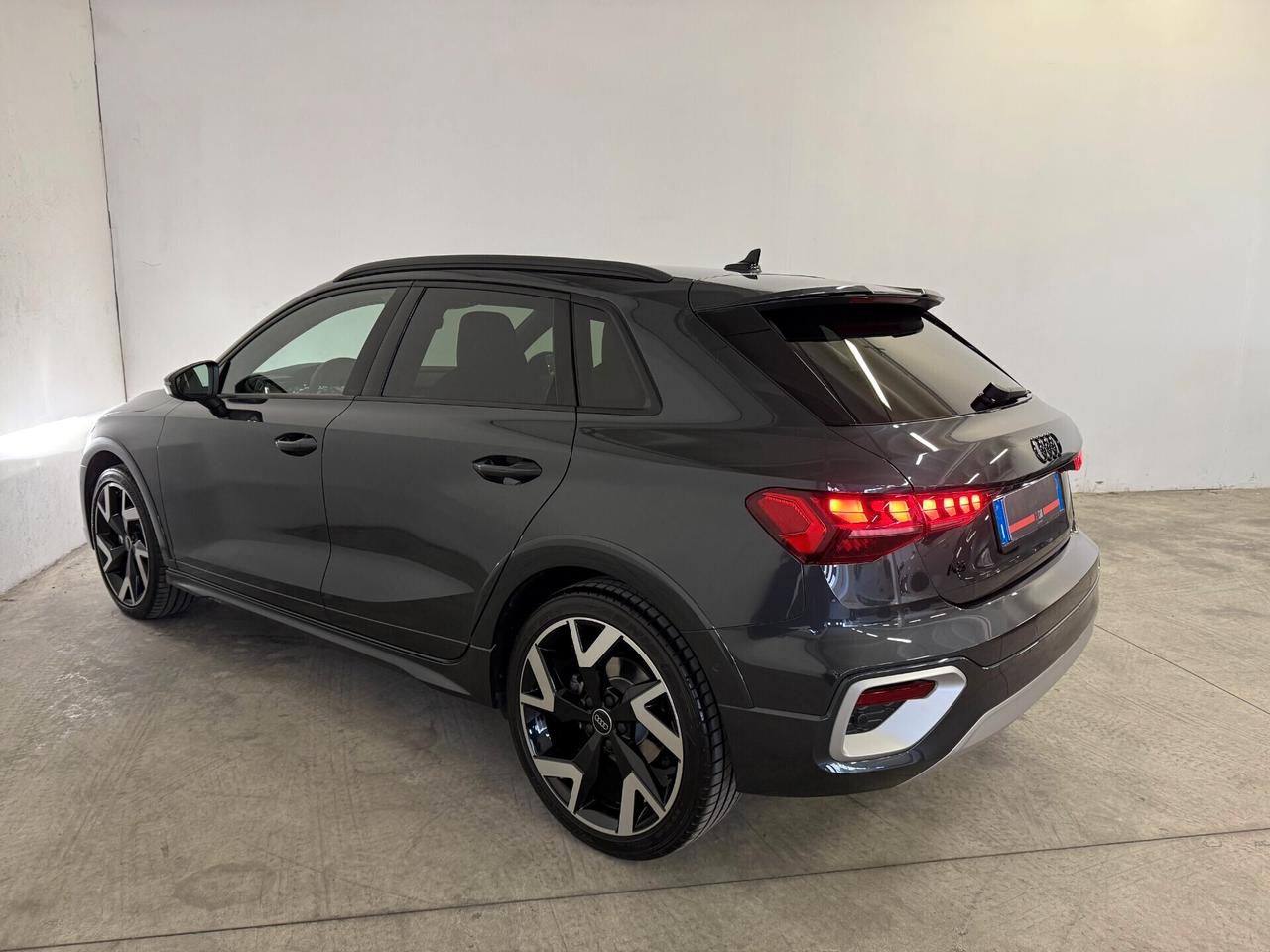 Audi A3 Allstreet 35 Tfsi 150 Cv Stronic Identity Contrast