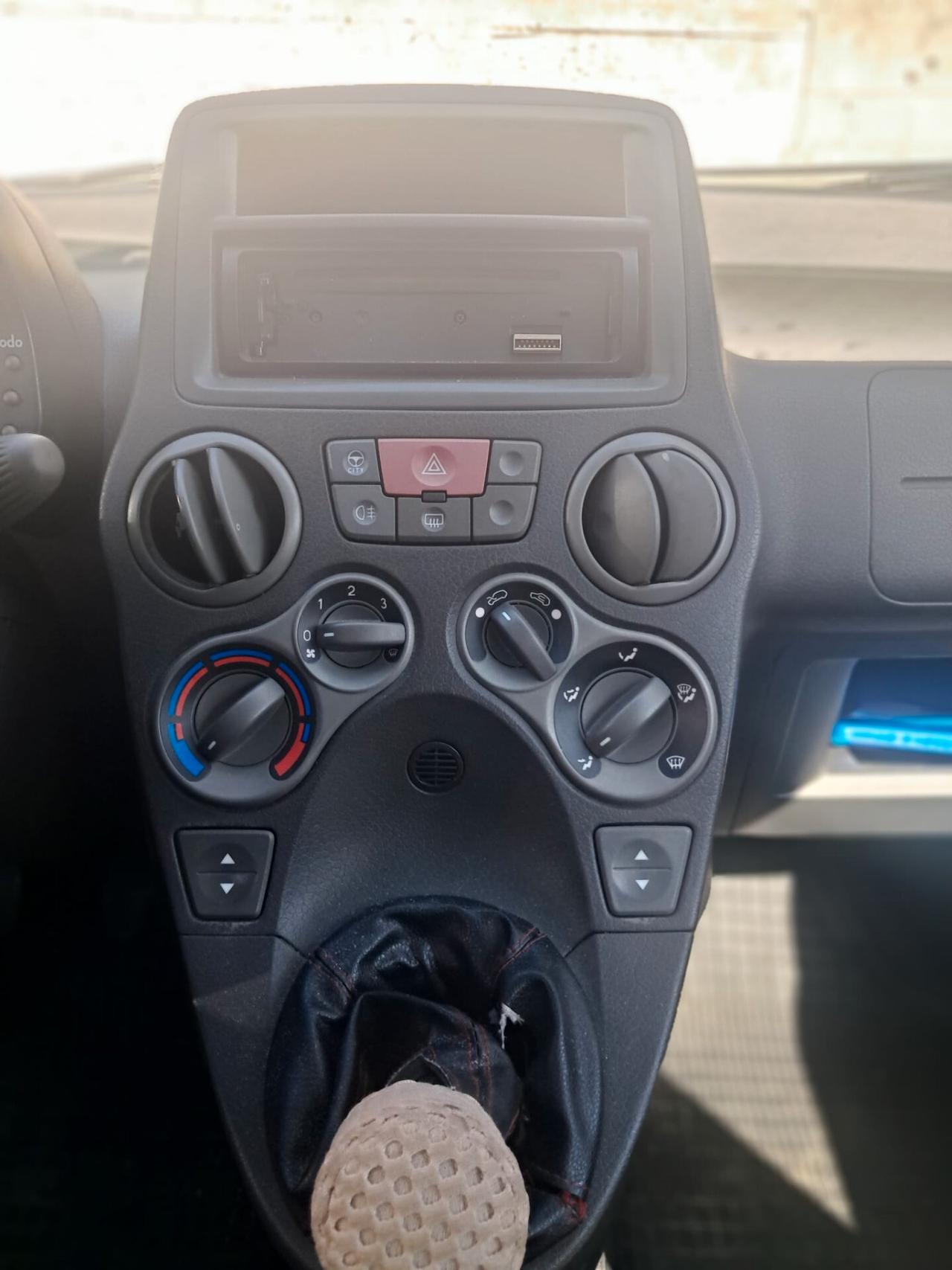 Fiat Panda 1.1 Actual-NEOPATENTATI-Euro 3190-